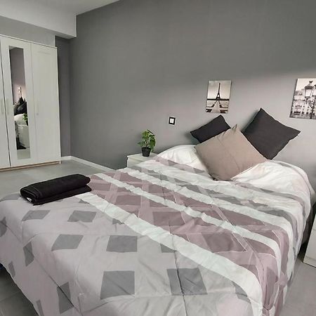 Madrid Apartment Numancia Exterior photo