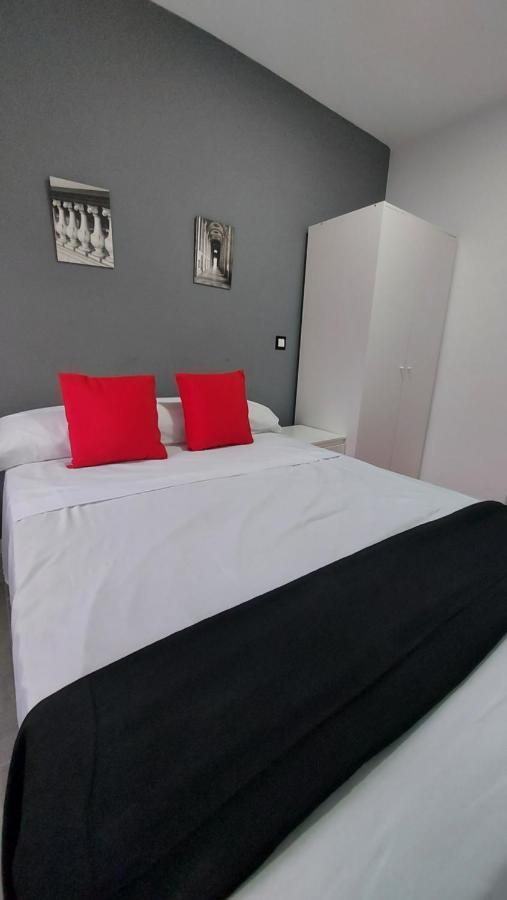 Madrid Apartment Numancia Exterior photo